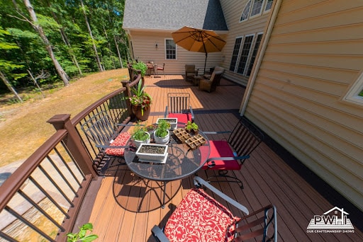Custom composite deck builder - Outdoor Living Spaces Contractor near me Bowie, Maryland
