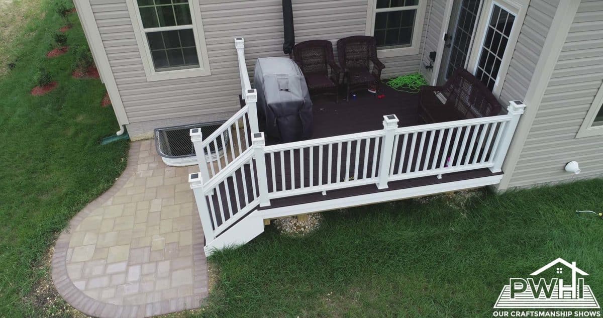 Deck railing and deck