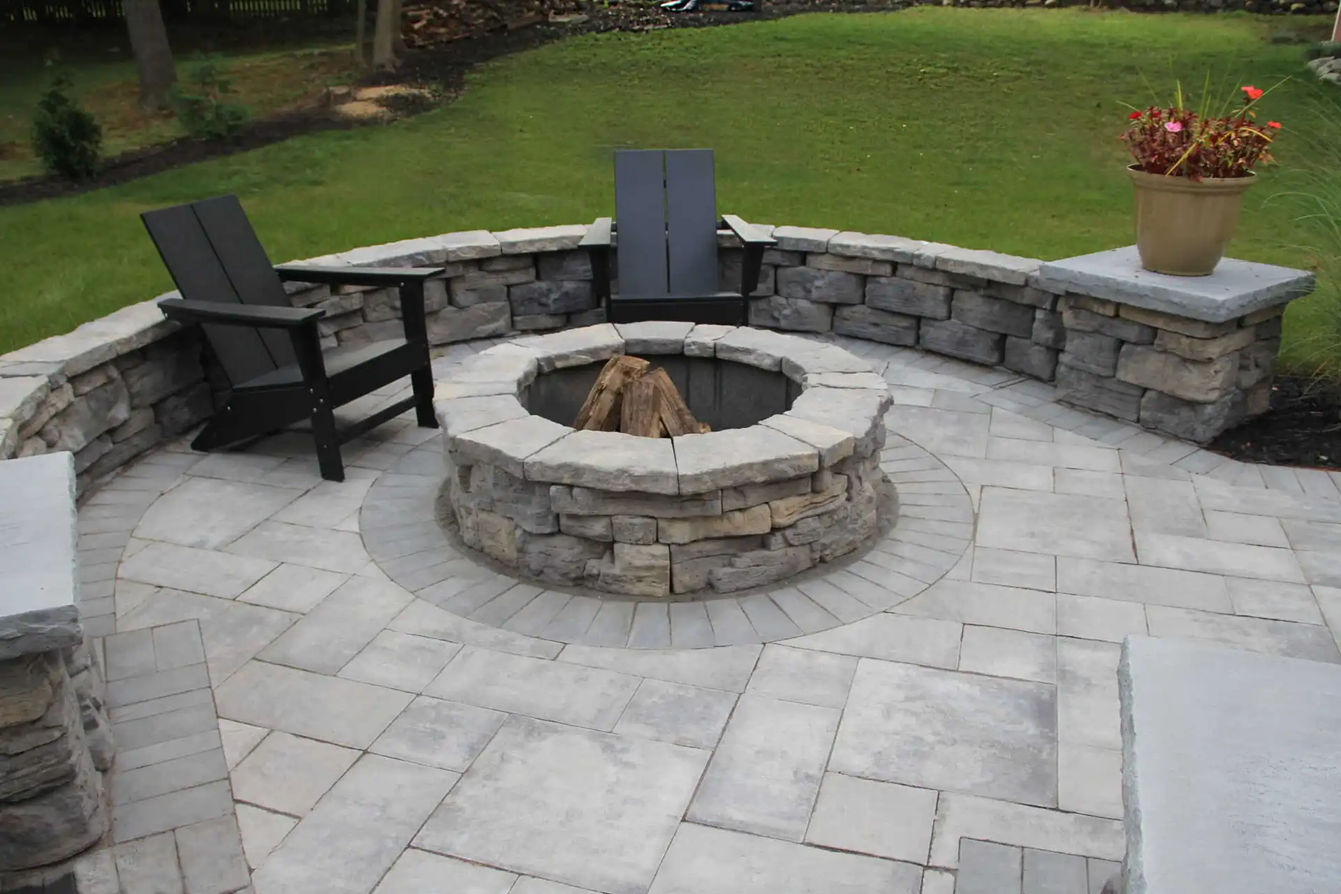 Outdoor Fireplace and Fire Pit Ideas for Your Home's Patio - Outdoor living contractors near me