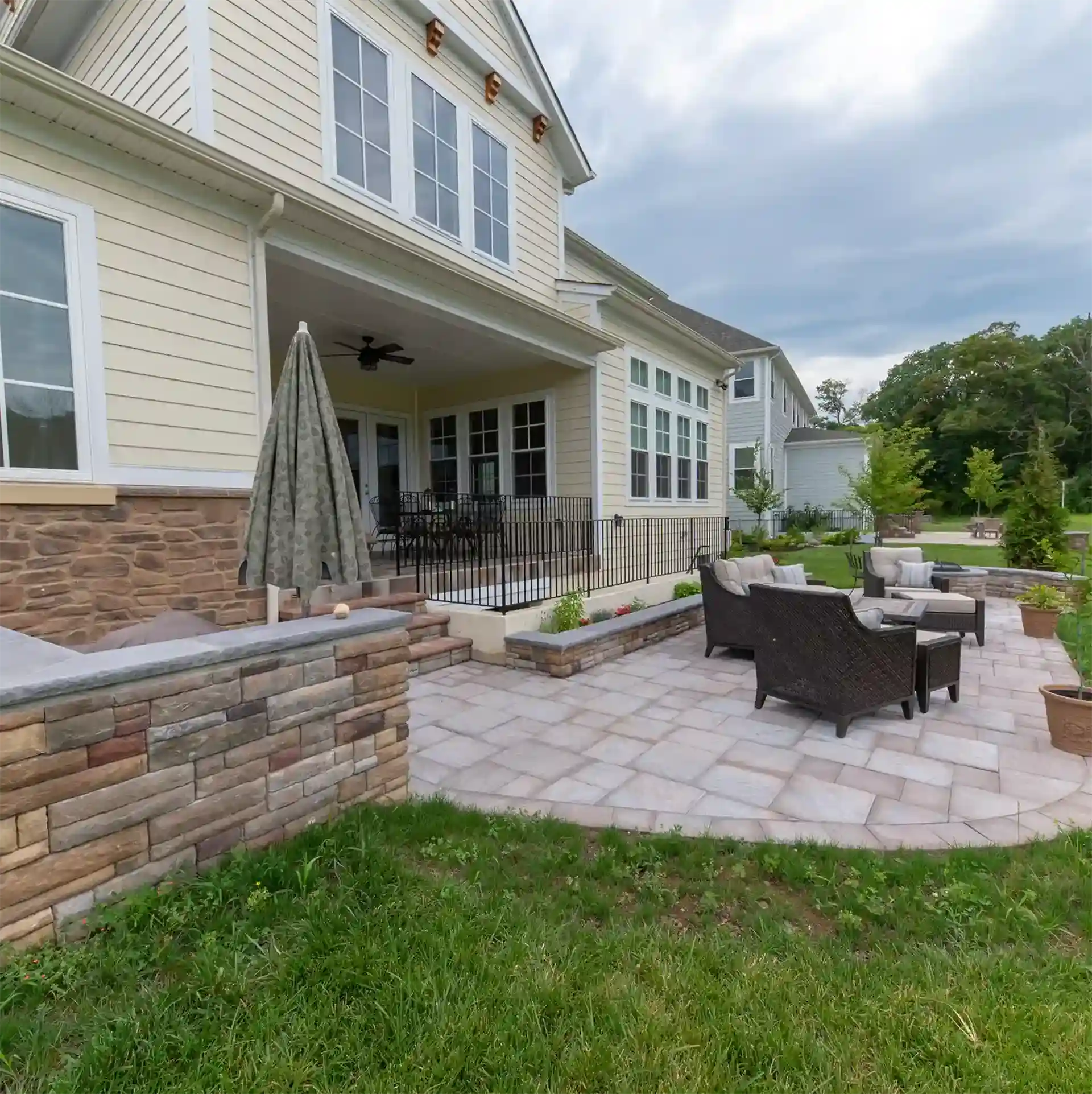 patio builders